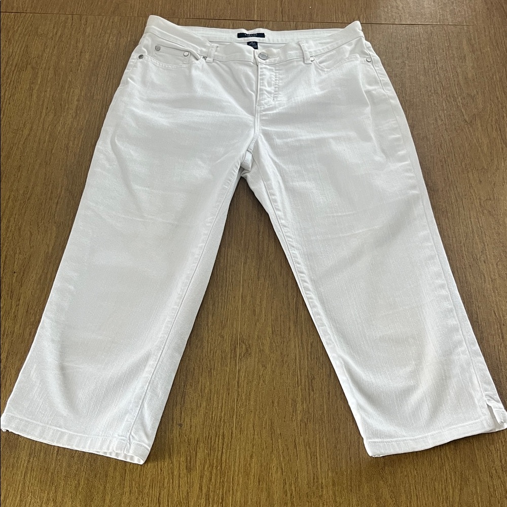 Chaps White Denim Cropped/Capri Jeans, 5 Pocket Straight Leg Mid-Rise, Sz 6